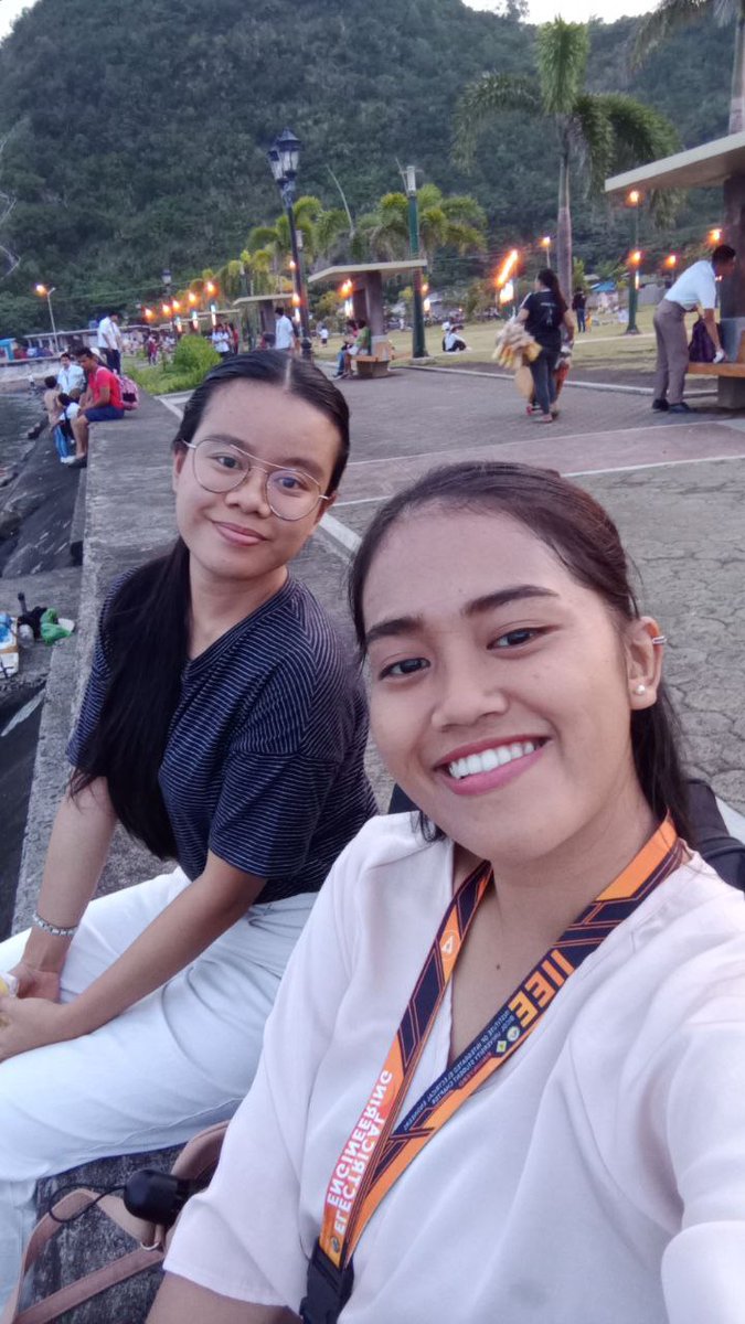 crookrooo's tweet photo. w/ my childhood/oca buddy https://t.co/0SuNxoJa0v