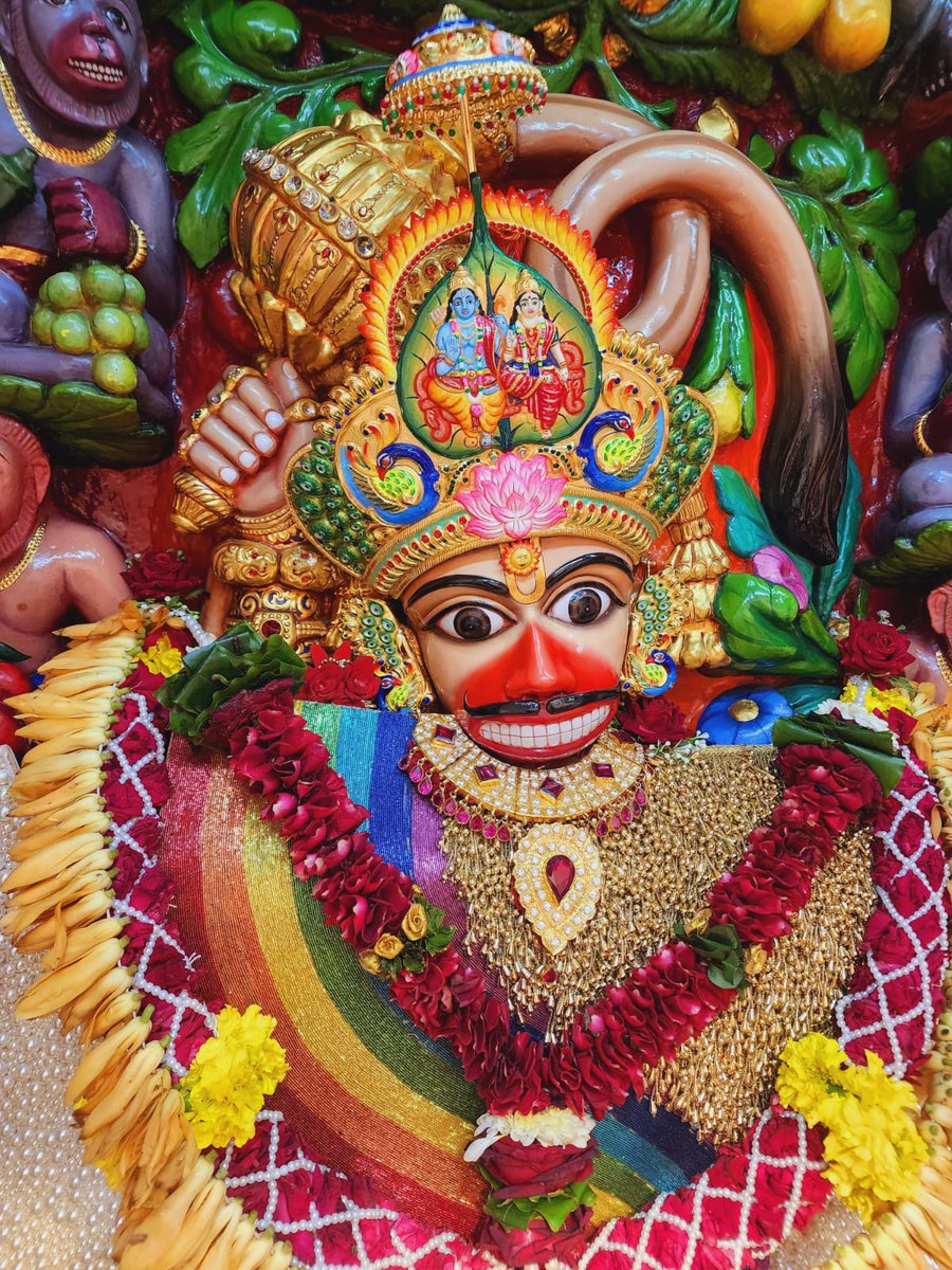 kashtbhanjandev's tweet image. Darshan : 01-08-2023
અધિક શ્રાવણ માસને પવિત્ર પૂનમ-મંગળવાર નિમિત્તે શ્રીકષ્ટભંજનદેવ દાદાને ફૂલોનો દિવ્ય શણગાર
Hello Devotees
Jai Shri swaminarayan
Shringar Darshan of Shri kashtbhanjandev hanumanji Maharaj Salangpur dham.
salangpurhanumanji.org
#swaminarayan #inspiration #quote…