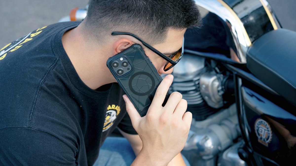 ElementCASE's tweet photo. The Special Ops X5 by Element Case is your ultimate tactical defender. 💪🛡️ With MIL-SPEC drop protection, shock deflection armor, and built-in full-strength MagSafe capabilities, it's a force to be reckoned with!
https://t.co/UWJGmjRJf5
#elementcase #iphonecase #magsafe https://t.co/RELsWSnc3L