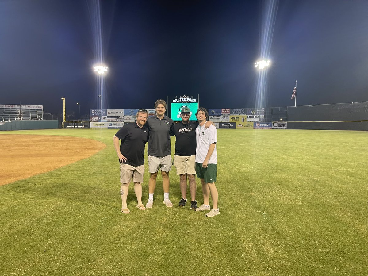 ryanwilkes12's tweet photo. Goodbyes are never easy. Thank you to @theriverturtles for a great second year. Incredibly thankful for everyone involved! https://t.co/tlJ4Gpdzse