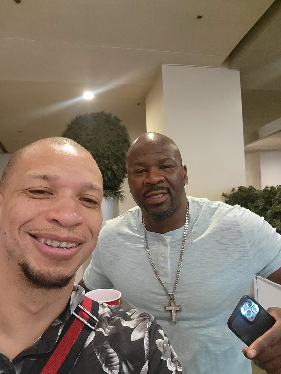Skeet_79's tweet photo. What nickname did they call him in the NBA?
#ICC alum
#spencecrawford https://t.co/qWX8UQ6fzq