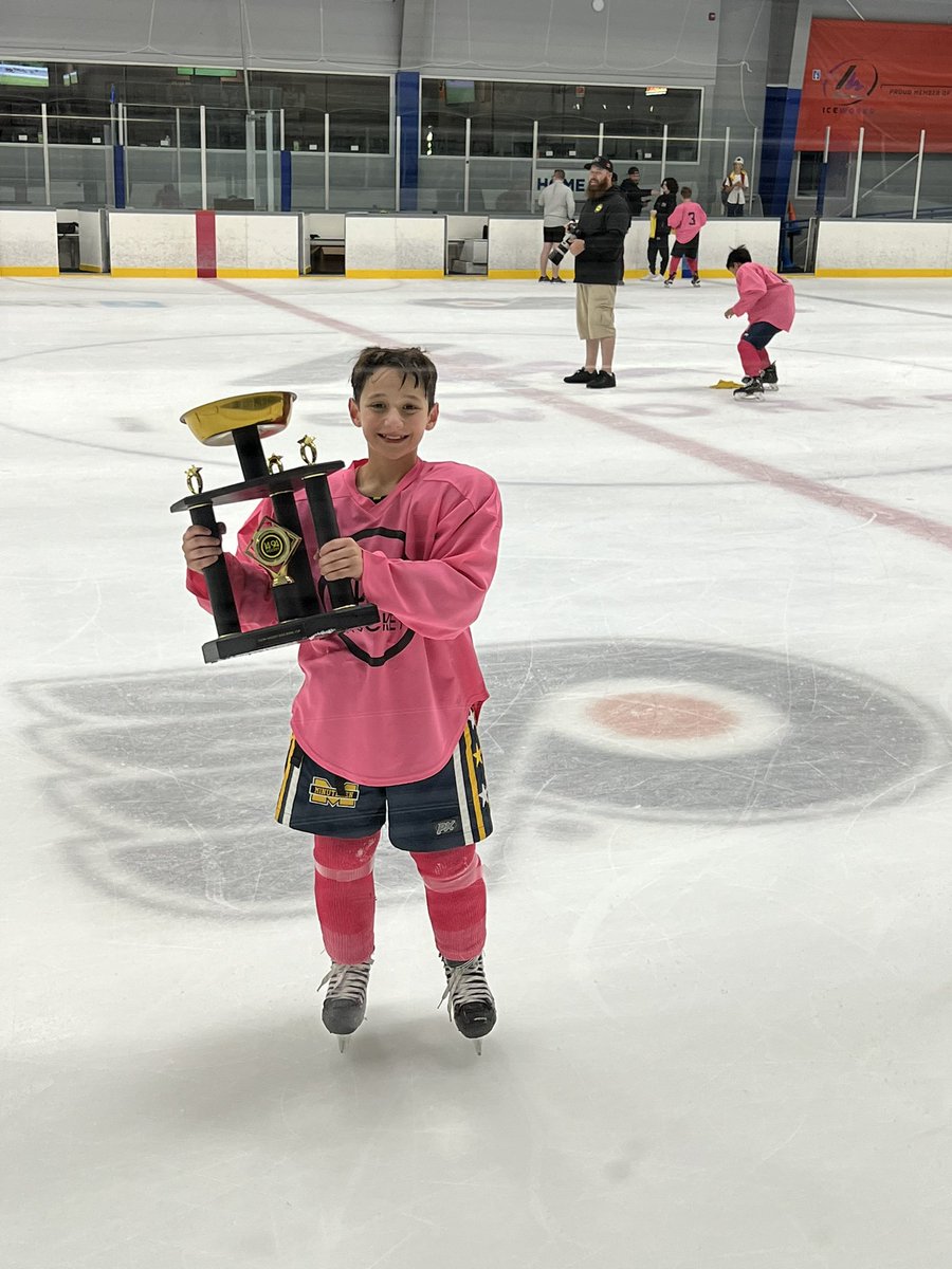 scottsigmanesq's tweet photo. Great AAA tournament win 🏆🏒 🥅🚨 for Marco @IceWorksComplex #1494Hockey #iceworks @shaynem12 https://t.co/7UgW0ic7Bg