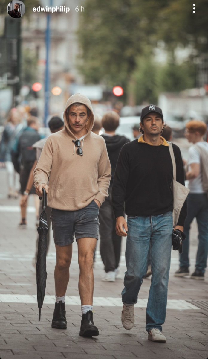 tracking_ontrek's tweet photo. #ChrisPine and #jordyofanfastico  walking down the streets of Stockholm, Sweden. (source:https://t.co/Wjq1rm8EbB)
That's the "tweet" or the "post"! 🙃 https://t.co/2zufsXdXsZ
