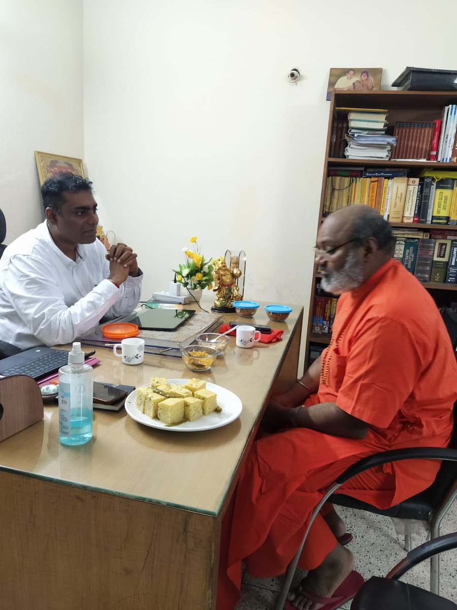 akadv4u's tweet photo. Swami Yati Narsinghananda Saraswati visited my place, discussed various issues. https://t.co/Ff0FMsYSeq