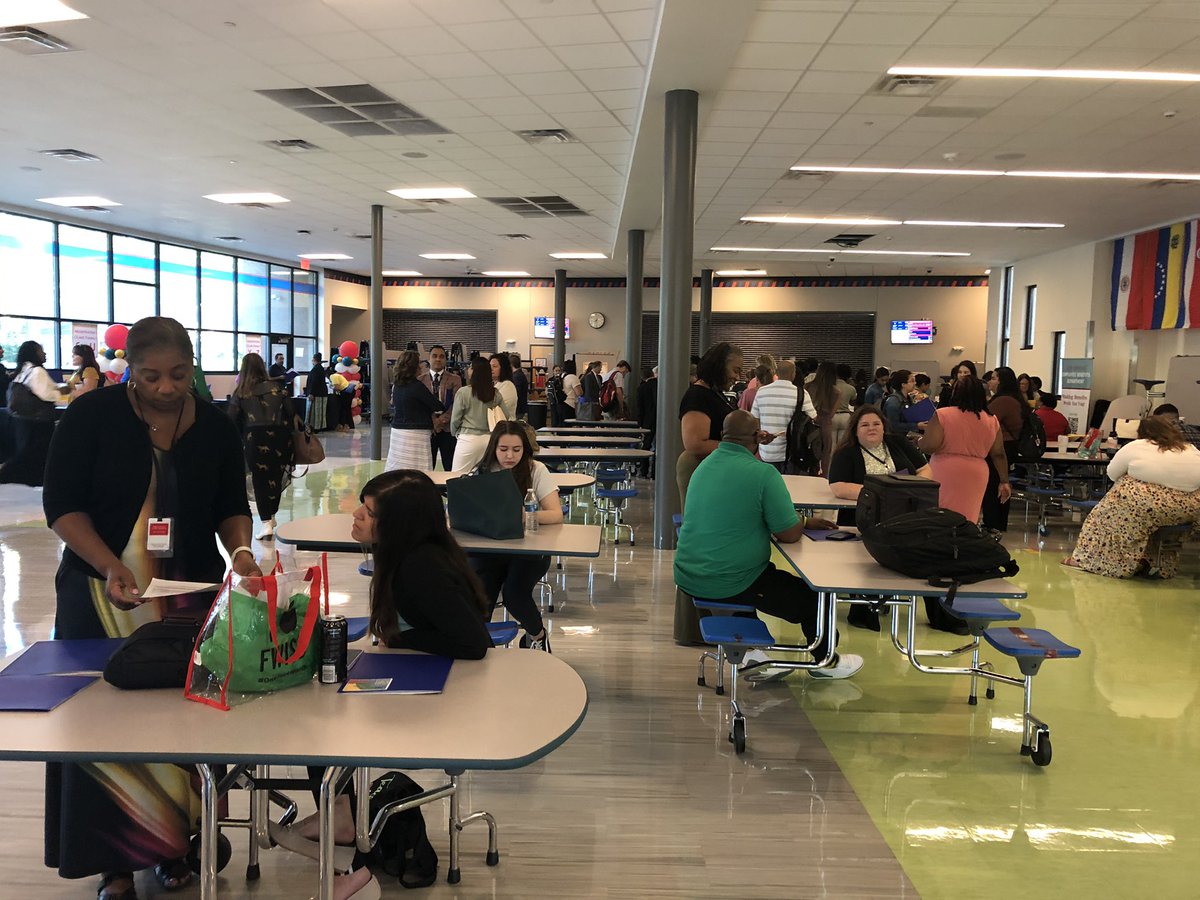 Christine Cano Renteria tweet media