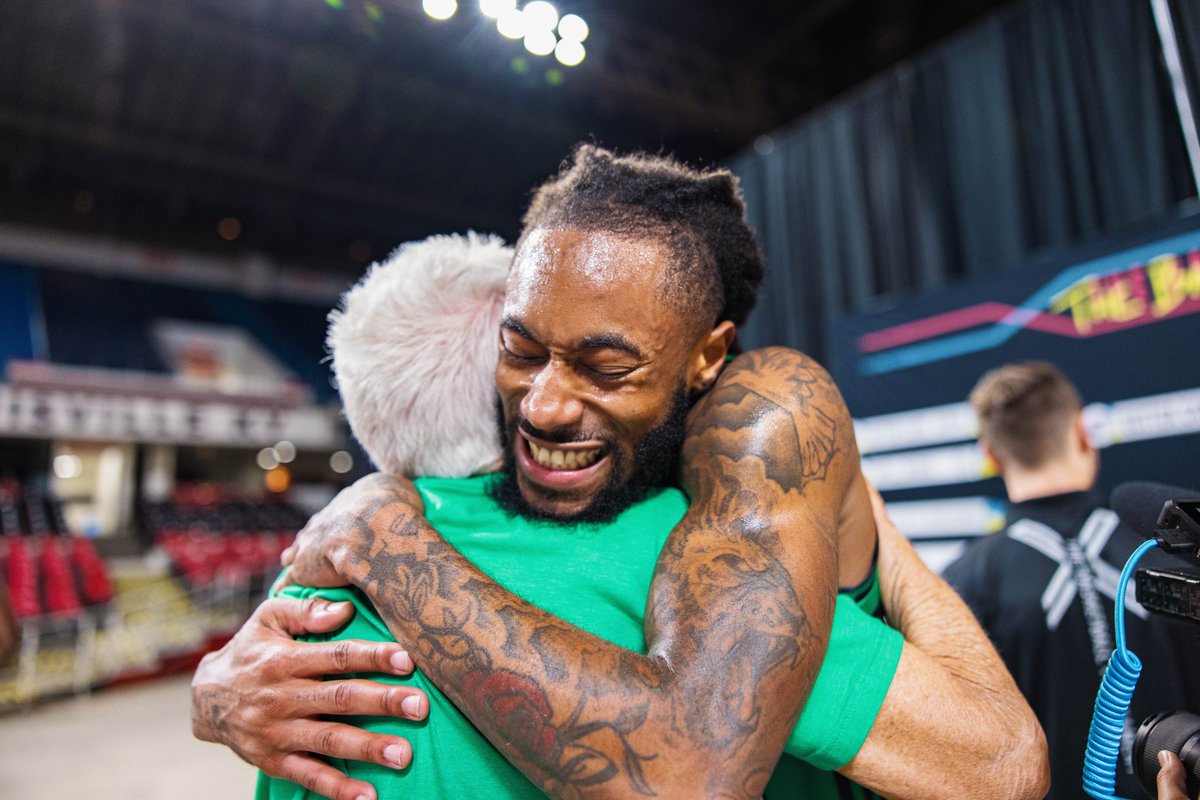 BleedGreenTBT's tweet photo. ONTO PHILLY!

LETS GOOOOOOOOOOOO!!!!!!
😤😤😤😤😤😤😤😤😤

#BleedGreen https://t.co/BUa4NM6BY1