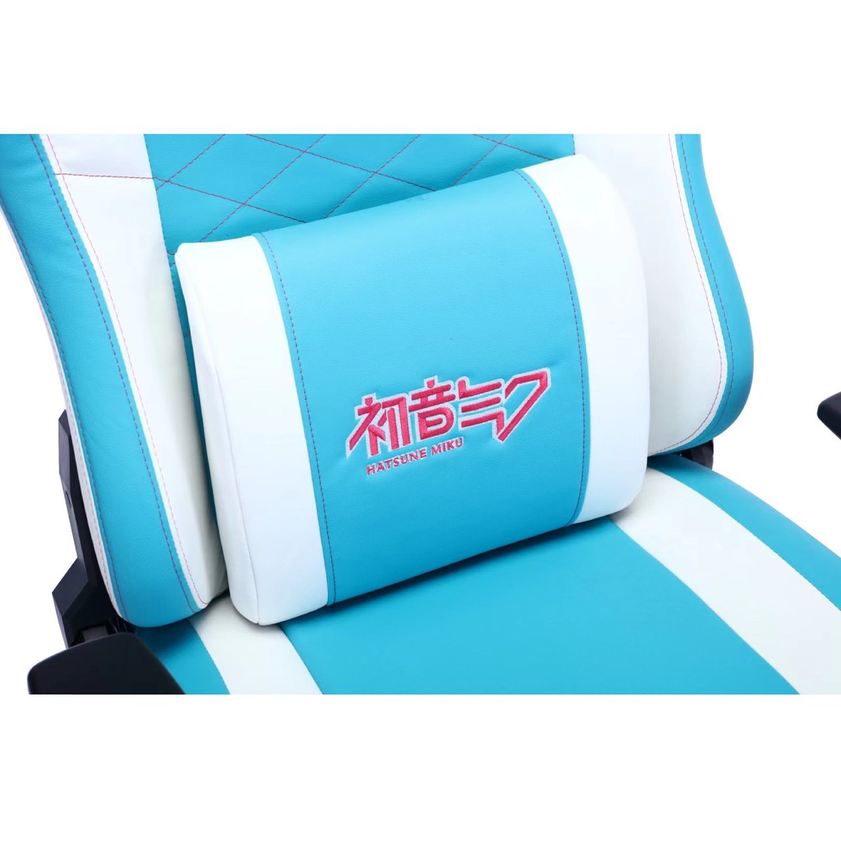 ✨受注販売開始のお知らせ✨ イセタン×#初音ミク にて販売を行っており 