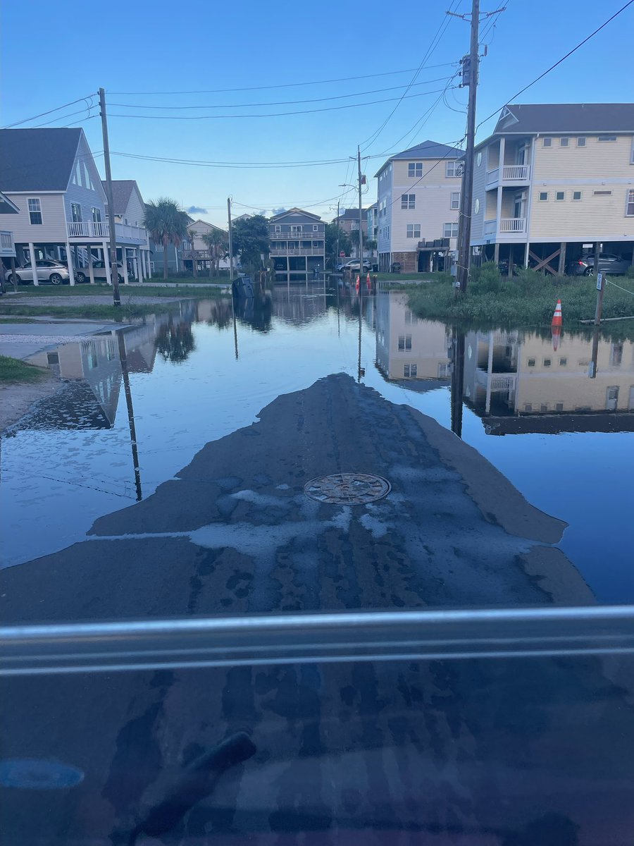Tommy (@tommyhornwx) on Twitter photo Coastal flooding tonight in Carolina Beach, NC. All roads were under 6-12” of water throughout the town. <a href="/LeeHaywoodWX/">Lee Haywood</a> <a href="/NWSWilmingtonNC/">NWS Wilmington, NC</a> <a href="/realdwaynet/">Dwayne Thompson</a> <a href="/nicholasmcraig/">Nick Craig</a> Coastal flooding tonight in Carolina Beach, NC. All roads were under 6-12” of water throughout the town. <a href="/LeeHaywoodWX/">Lee Haywood</a> <a href="/NWSWilmingtonNC/">NWS Wilmington, NC</a> <a href="/realdwaynet/">Dwayne Thompson</a> <a href="/nicholasmcraig/">Nick Craig</a>