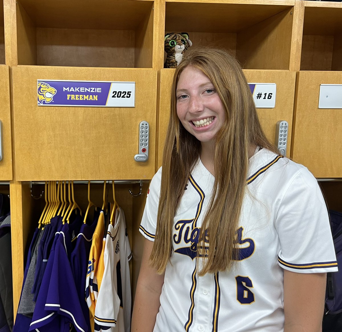 makenzie_f2's tweet photo. I had a great day today at @OuachitaSB! Thank you Coach Jackson and Coach Koonce for a great visit and an offer to play softball there! @Epic__SB @Hackett_sb https://t.co/4cqMVRvX3G