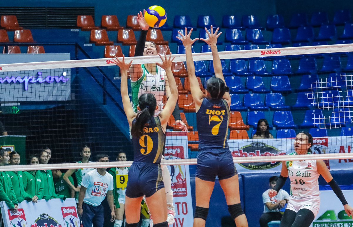 ShakeysLeague's tweet image. Still undefeated - DLSU Lady Spikers

They have a game tomorrow versus the 2nd ranked team in Pool C at 9am tomorrow still at the Filoil EcoOil Center.

Get your tickets here -&amp;gt; smtickets.com

#ShakeysSuperLeague #SSLNationalInvitational