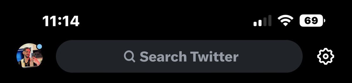 Jack_Dixon2's tweet photo. @elonmusk my search bar still says “twitter” señor musk, the people are confused (it’s me, i’m people) https://t.co/KpxTJivh9L