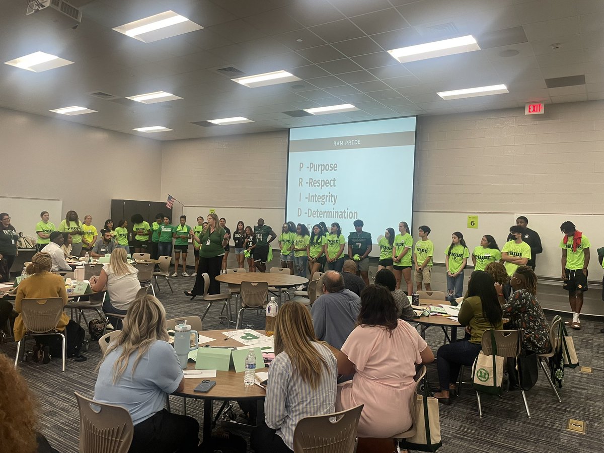 Awesome way to start the morning at new teacher orientation! So many student-athletes welcoming the teachers and letting them know how great it is at “The Creek!” #TheCreekIsRising