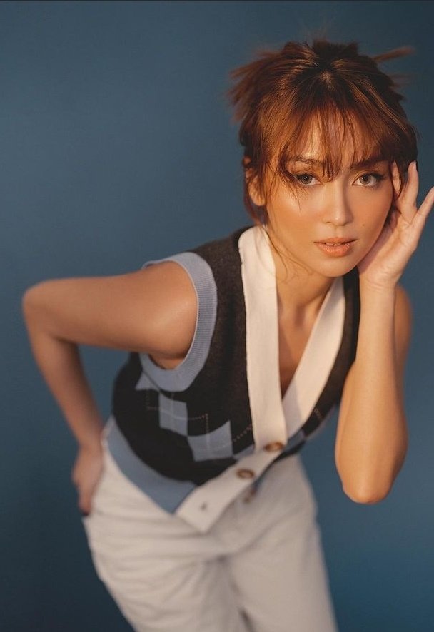 phtvandfilmupd's tweet photo. Petersen Vargas’ ‘A VERY GOOD GIRL’ will be released in cinemas nationwide on September 26, 2023.

It stars Dolly De Leon, Kathryn Bernardo, and Angel Aquino. https://t.co/qQxuNLBghD