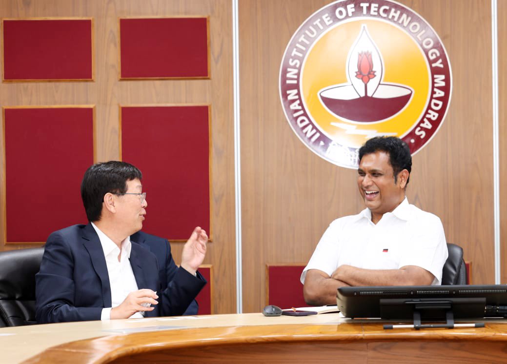TRBRajaa's tweet photo. Yesterday was an awesome day for #TamilNadu. Our Honourable @CMOTamilnadu @mkstalin guided us to ensure that big ticket investments like that of the huge Foxconn conglomerate invest into TN reinforcing their #TrustInTN. 

It was a pleasure to spend most of my day with the hugely respected and astute Chairman & CEO of Hon Hai, Mr. Young Liu. I was awe-struck by the Chairman’s knowledge and ambitious vision. 

It was heartening to see that the Chairman is passionate about sustainability and cares deeply about the environment. He emphasised on the need to upskill our youth so that they may leverage the opportunities that are opening up in cutting edge Tech. As a tech fanatic myself, I enjoyed the conversations with him about the future of Drones, Gen AI and Quantum Computing. He is also a history aficionado, so chose to gift him a copy of the insightful "The Journey of a Civilization: Indus to Vaigai" by R Balakrishnan IAS.

We spent way more time at IITM Research Park than what was planned because of his immense respect for research and the work being done there. 

This is hopefully just the beginning of a long partnership journey ahead between #TamilNadu and #Foxconn, spearheaded by two visionary men - Honourable @CMOTamilNadu Thiru @MKStalin avargal and Mr. Young Liu, Chairman & CEO of Hon Hai Precision Industry Ltd🙏🏾