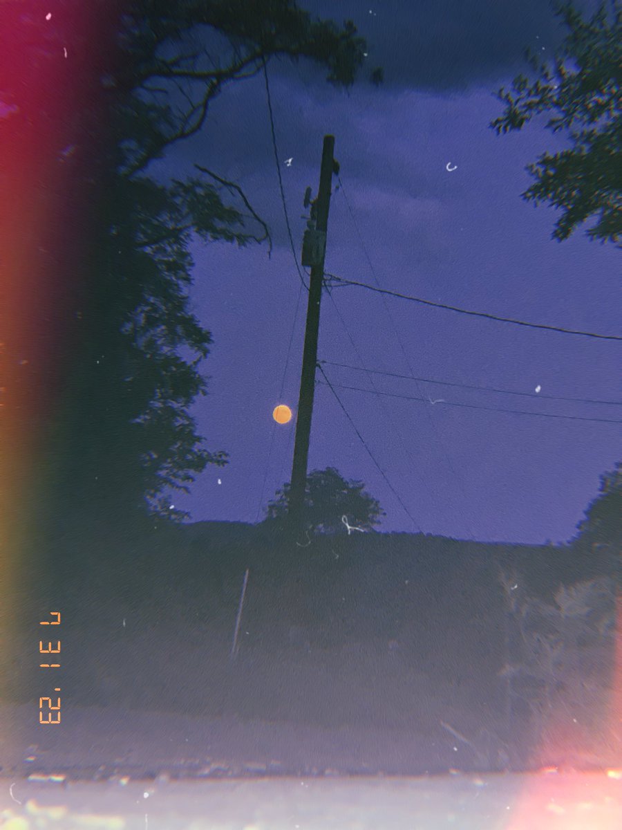 Angeleyesv3's tweet image. #onceinabluemoon