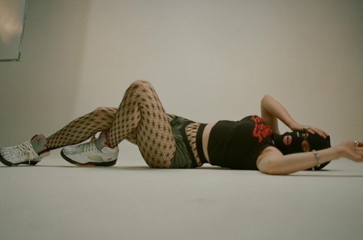 oconnelish's tweet photo. billie eilish vc é surreal. https://t.co/qLAAjbt1Li