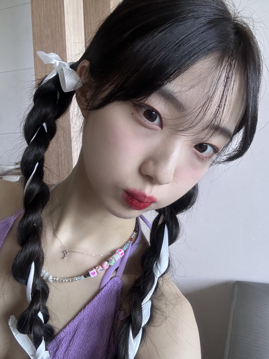 luzdeloona's tweet photo. pretty little doll ୨୧ https://t.co/uSpFQ0itfq