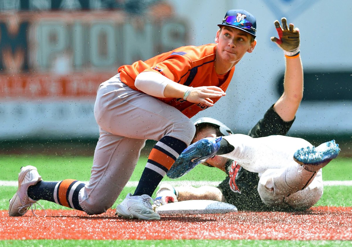 ThomasSlusser's tweet photo. Opening day @aaababaseball- @MartellasAAABA clobbers Cleveland 11-1 at Sargent’s Stadium in #JohnstownPA. @tribunedemocrat Read more: https://t.co/j0diaIb3WX https://t.co/nuFdQy02lN