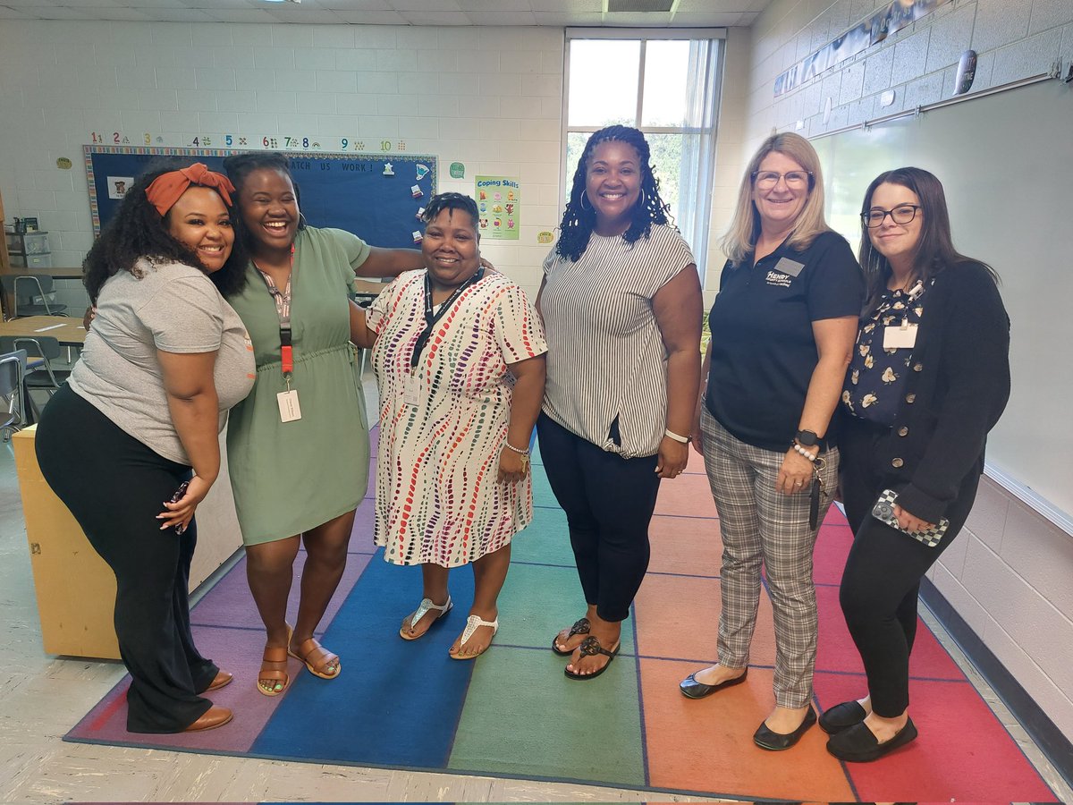 makishawilliams's tweet photo. Best open house ever @WoodlandES_HCS https://t.co/s2uSbp1en0
