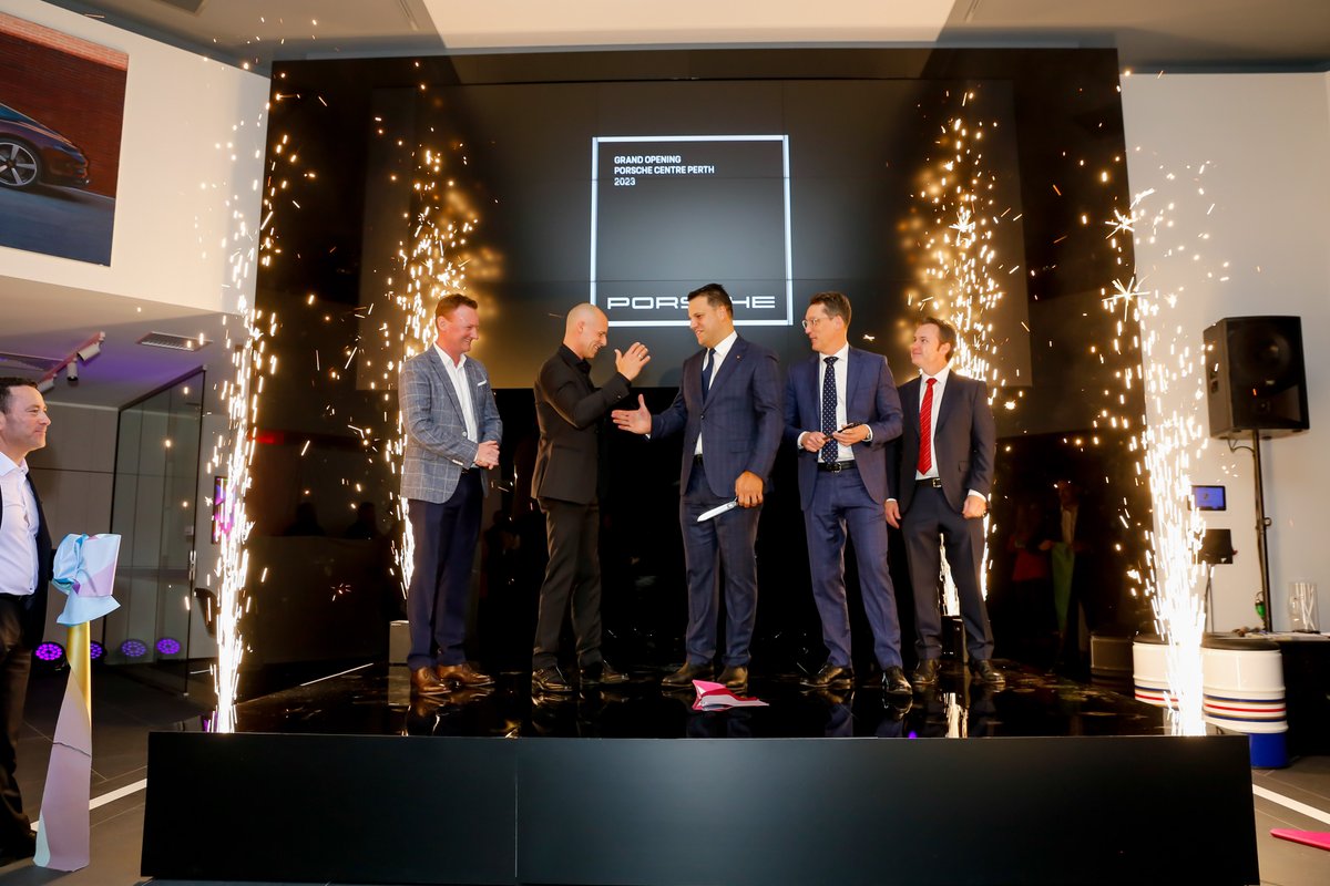 PorscheAus's tweet photo. Australia’s newest Destination Porsche venue, the all-new Porsche Centre Perth, welcomed Porsche owners and enthusiasts through its doors last weekend in a joint celebration of Porsche's 75th anniversary and the centre's opening. 

Read more: https://t.co/il4X5cEOS2 https://t.co/nTHiKre3Gl