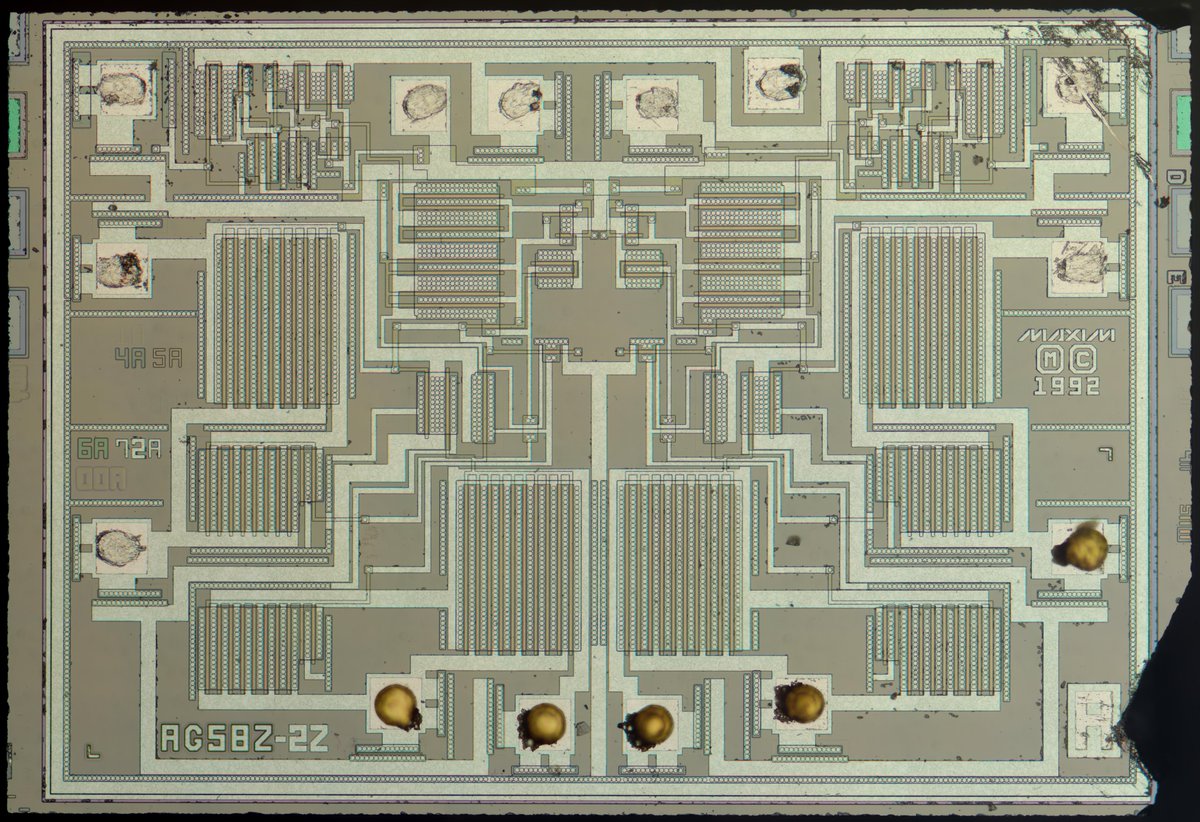Testing a new setup. Still a lot of tuning to do.
This MAX305CPE was decapped in a rush and the die got slightly damaged.