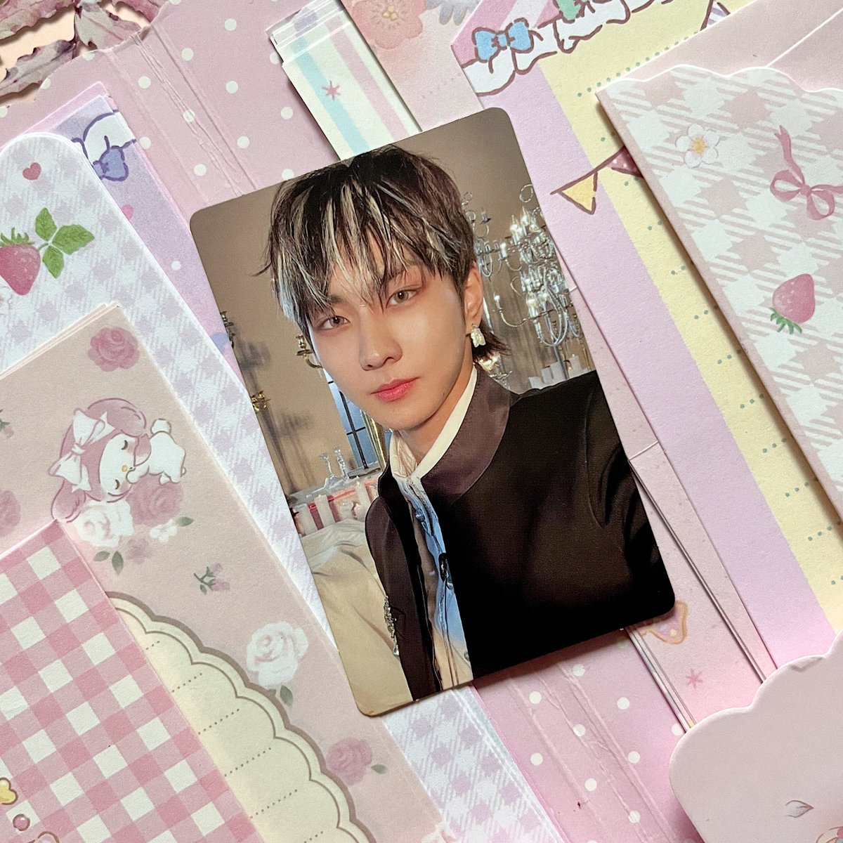 hoonztiramisu's tweet photo. — [♡] #binkygives

✧˚ ༘ ⋆｡˚ free claim .ᐟ 

꒰ jungwon dark blood engene ver. pc ꒱

⊹ mbf
⊹ like &amp; rt
⊹ wil sdm the winner w/ claiming time

☆ ends in 24 hrs https://t.co/AeHnkkz4Gs