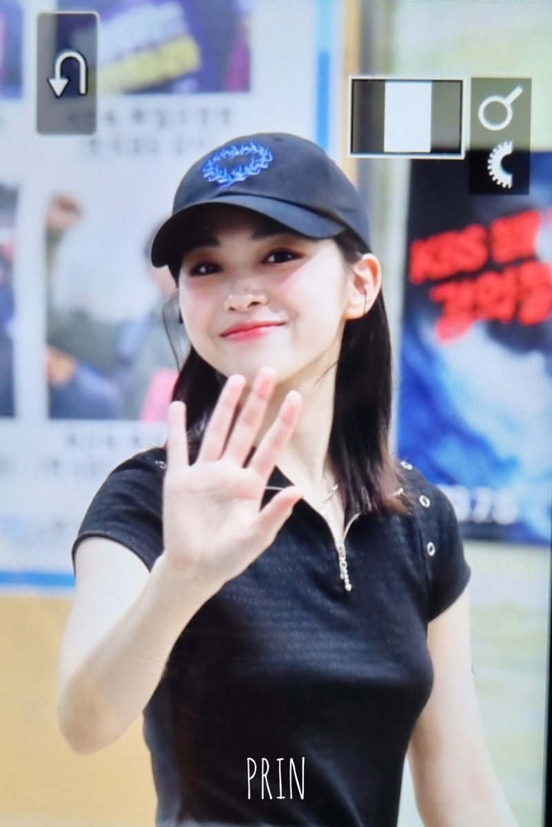 230801 오랜만이야아

#있지    #ITZY     #류진    #RYUJIN