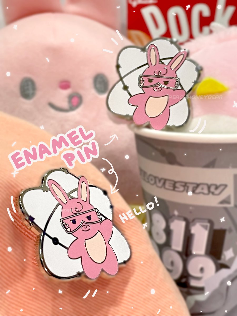 peachhoneybear's tweet photo. Seolar Dwaekki Pin💕

Happy Stay Day!! Dwaekki is pretty in pink (Barbie approved) and for @cafelovestay and the event coming up this week!!  They are available for tier goods as well as for potential shop updates~

#SeolarEclipse https://t.co/ImCYkQhgIQ