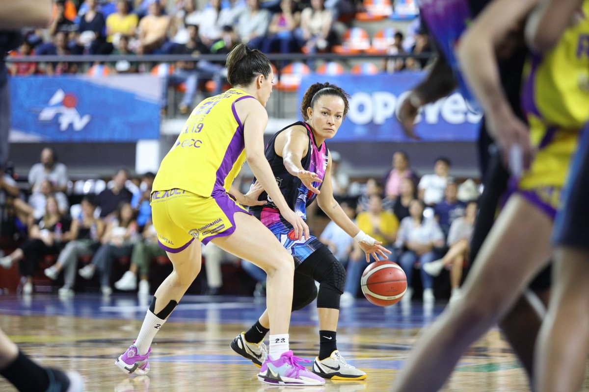 ¡BRISAAAAAA SILVAAAAAAAAAA!

4to cuarto - 0:06 por jugar ⏳

<a href="/AstrosFemenil/">Astros de Jalisco Femenil</a> 67-66 Adelitas de Chihuahua