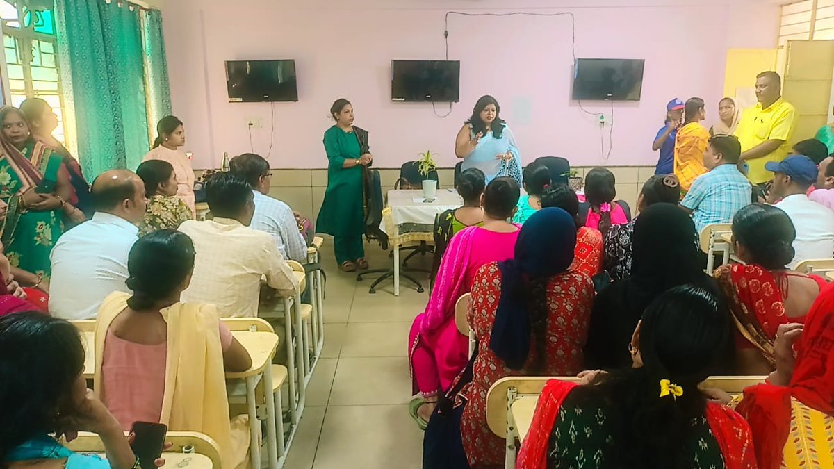 KMandawali's tweet photo. Learning shouldn't be limited to the confines of school but should continue at home,fostering a collaborative environment. Creating a strong bond between school &amp; parents through Mega PTM organised @KMandawali with great zest.
@Dir_Education @Pbpandey @AnjuSachdeva14 @Anu_DOE https://t.co/IYQC3hNAjt