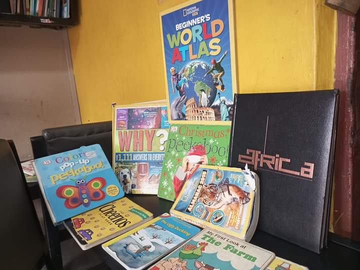 transformingAj's tweet image. On behalf of the team, I am so grateful to both donors from Nigeria and abroad who made these amazing books available and who made this small beautiful library happen for us. God bless.

Grace Chi Nkwocha 
Project Director

#countdowntomoving #chillsnfrills #somethingbigger
