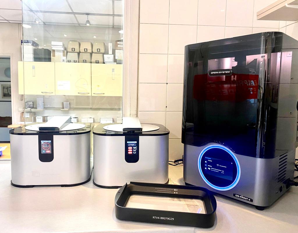 operasystem's tweet photo. 🔺Opera System🔺 Dernière installation avant le départ pour les vacances d’été !🏖️
 ✅ Livraison, Installation, Formation by Euromax Monaco - Opera System 👍 
➡️Scanner OS-200 &amp; son soft OS-CAD by exocad
➡️Imprimante 3D OS-Print 4 et post-traitement
#operasystem #opera https://t.co/SpCHay9k8E