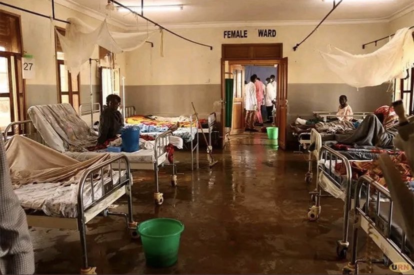 DrBerlinerMD's tweet photo. Gulu hospital flooded following heavy downfall.
A Sunday afternoon heavy downpour left a large section of the Medical ward at Gulu regional referral hospital flooded, bringing medical services to a halt for several hours
#CBMupdate https://t.co/BOE1mLbM3q