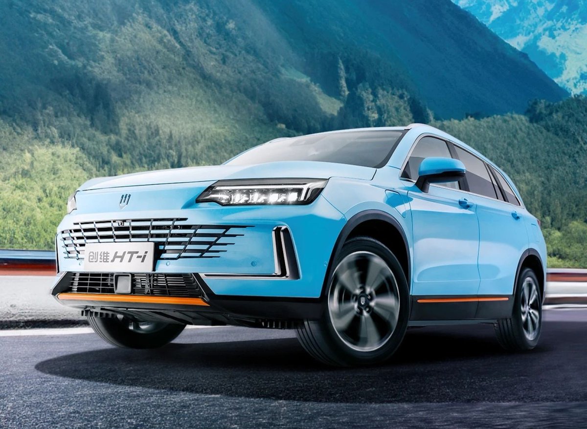 DoluBatarya's tweet image. ⚡️#Skywell, Temmuz 2023'te yıllık bazda %151 artışla 3.452 elektrikli araç sattığını açıkladı. Bu satışın 974 araçlık kısmı Türkiye dahil Skywell'in satış yaptığı Çin dışındaki ülkelerde gerçekleşti.

Türkiye'ye ilk yatırımını batarya paket fabrikasıyla yapmaya hazırlanan Çinli