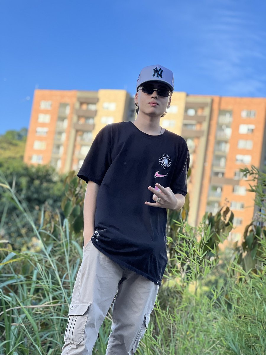 harbis24's tweet photo. YA SE LEVANTO LO MÁS LINDO DE ENVIGADO‼️‼️❤️ https://t.co/TGMWoniqcl