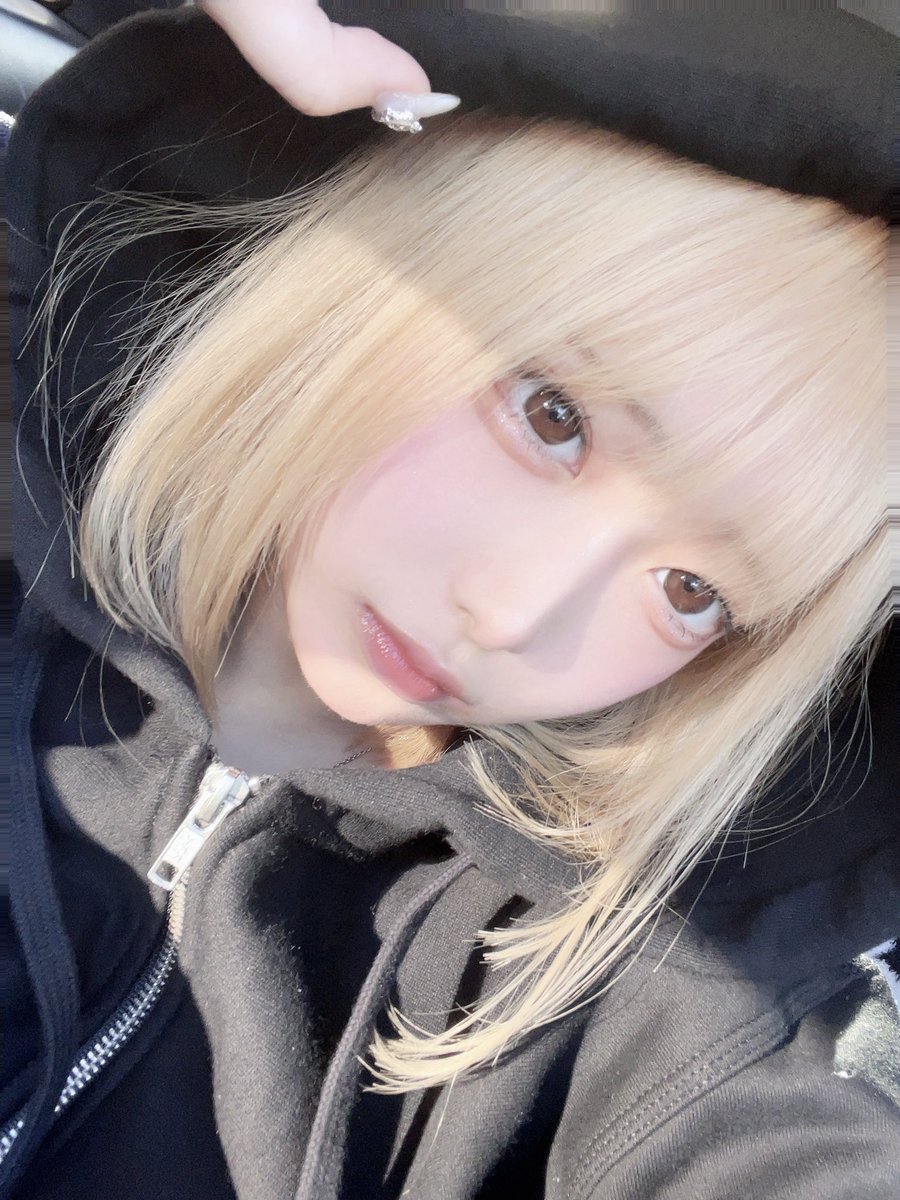 _4zlp's tweet image. 