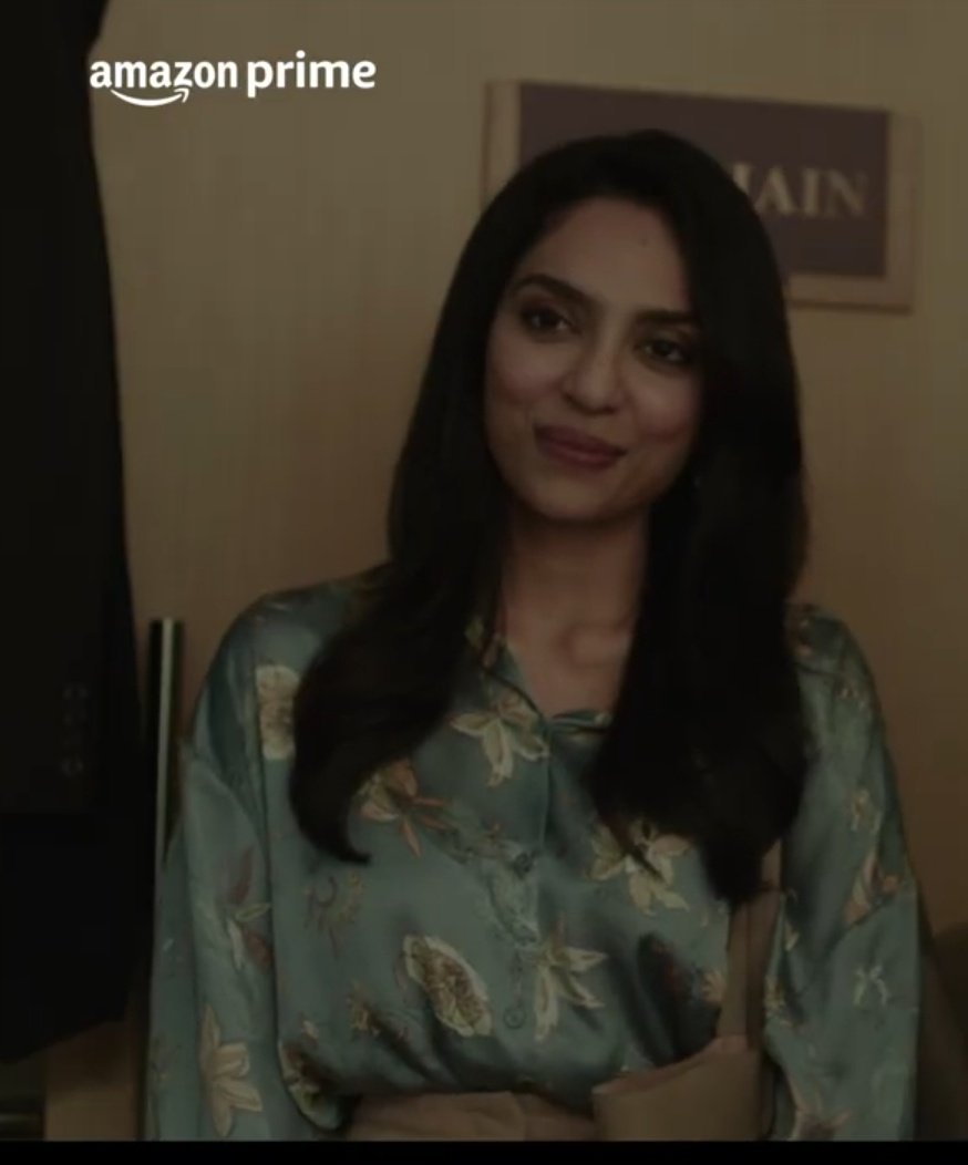 Akank_sha_'s tweet photo. Money always softens the blow. Make them pay . Get all you can out of it . For the rest , there's whiskey ... 
TARA KHANNA  FROM MADE IN HEAVEN 
#SobhitaDhulipala 
#ArjunMehra 
#MadeInHeaven 
#MadeInHeavenOnPrime
#MadeInHeavenSeason2
#MadeInHeaven2
#MIH #MIH2
#ZoyaAkthar https://t.co/Dw4bm7QO2C
