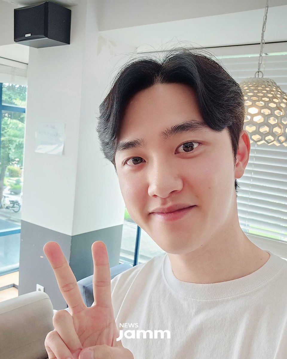 knockknock0408's tweet photo. D.O. - newsjamm ins
@weareoneEXO https://t.co/YMzl2h5Epc