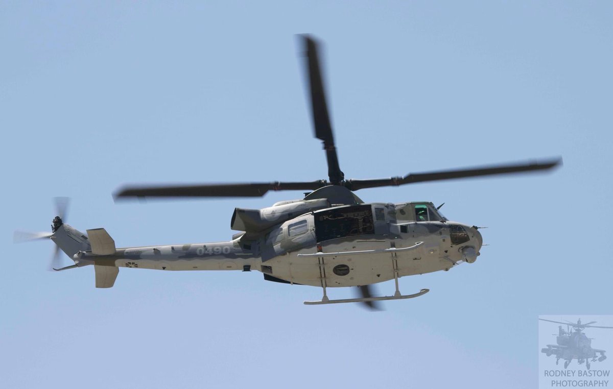 praisethesteph's tweet photo. 🇨🇿#Czechia: More photos of the Czech Air Force UH-1Y Venom, No. ‘0490’, during test flights at the Bell Assembly Center in #Amarillo, #Texas.

Delivery of the first two UH-1Y Venom and the third and fourth AH-1Z Viper to the 🇨🇿CzAF is expected in September. https://t.co/auDky8VffW