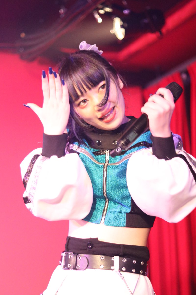 iru_need's tweet photo. 夜のbehind癒しタイムだわ🤜🤜🤜
#behindtheflag
#亜夢あゆ https://t.co/aKLlHSsFtX