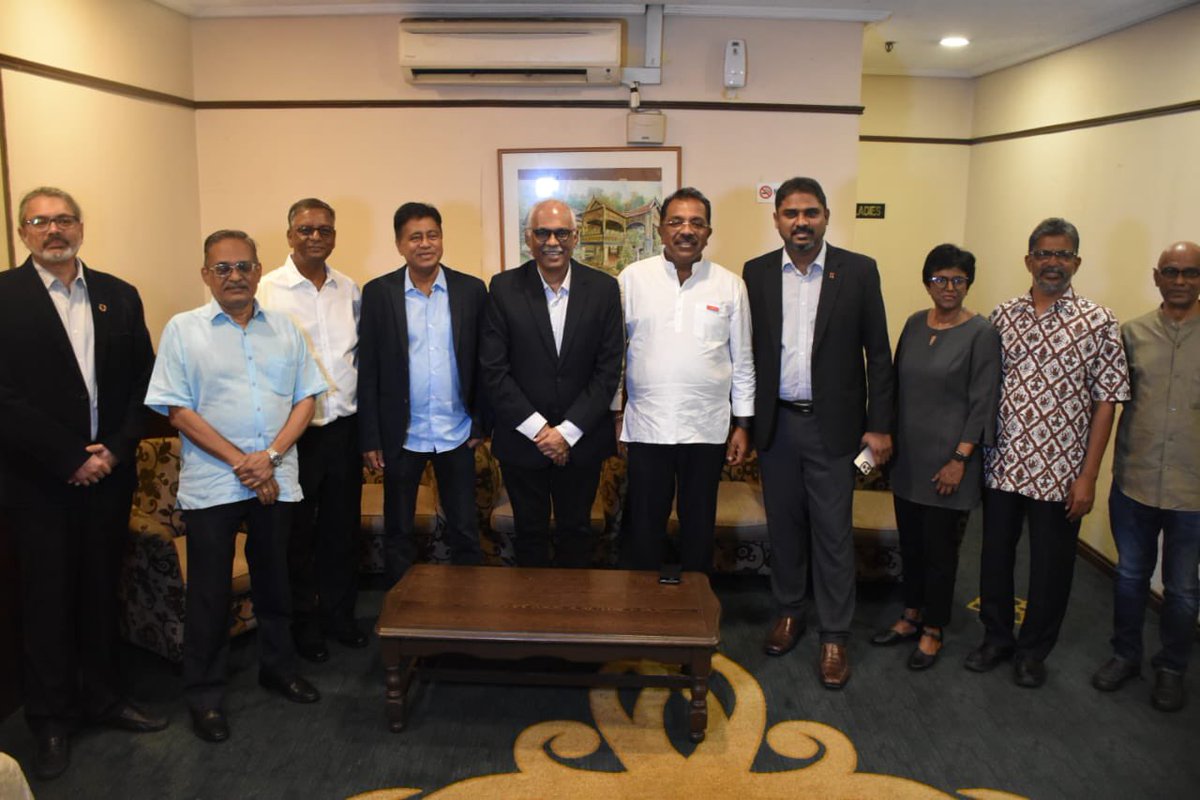 mpklang's tweet photo. Building consensus behind @anwaribrahim ’s government. 

Today we met with 50 Indian leaders to recognise the crucial role of the Indian community in shaping the future of Malaysia.

This will be followed up with a larger meeting alongside MB @AmirudinShari this Friday.
1/2 https://t.co/vTryHavEHo