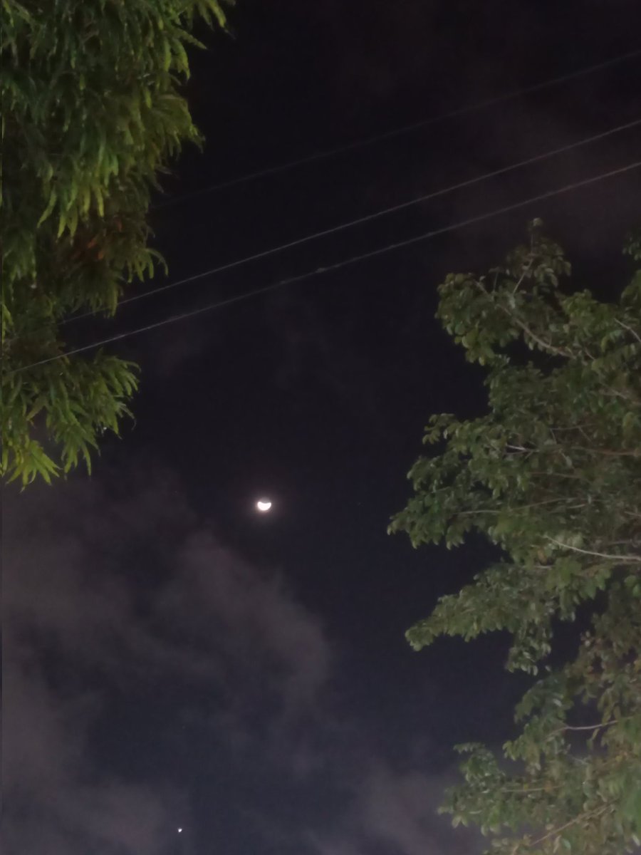 jesicalfi's tweet photo. @convomf suka bgt yg sunset kek di teletubies https://t.co/I4A05XMW6o