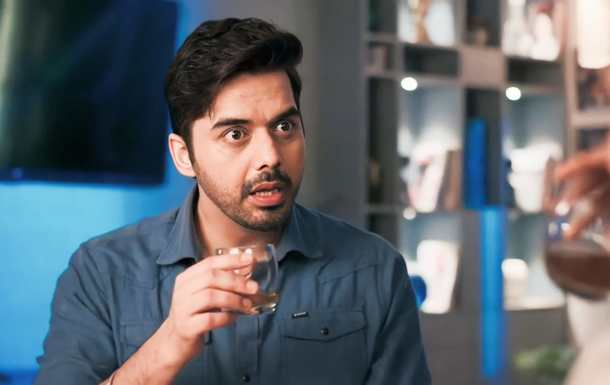 RiaSRBS's tweet image. EHSAN,THE LITERAL SUNSHINE BOYYY!!💛

@SamarVermani , You are too good. You always brighten up the screen with your performance.🫶

#KathaAnkahee #Ehsan