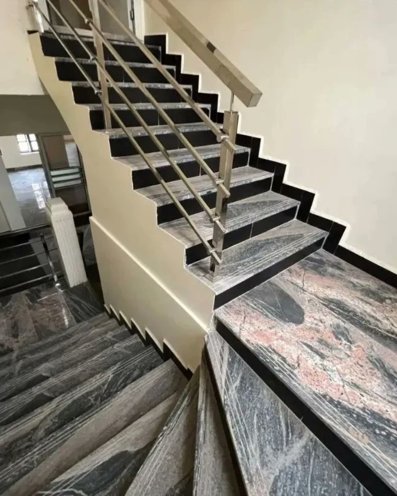 fortcubesrealty's tweet photo. A 5 Bedroom Fully Detached Duplex with Boys Quarter Available FOR SALE
Location: Efab Metropolis Estate, Gwarinpa, Abuja
Price: N250M
For Inspection:
07055550475 https://t.co/GR3Jvismnz