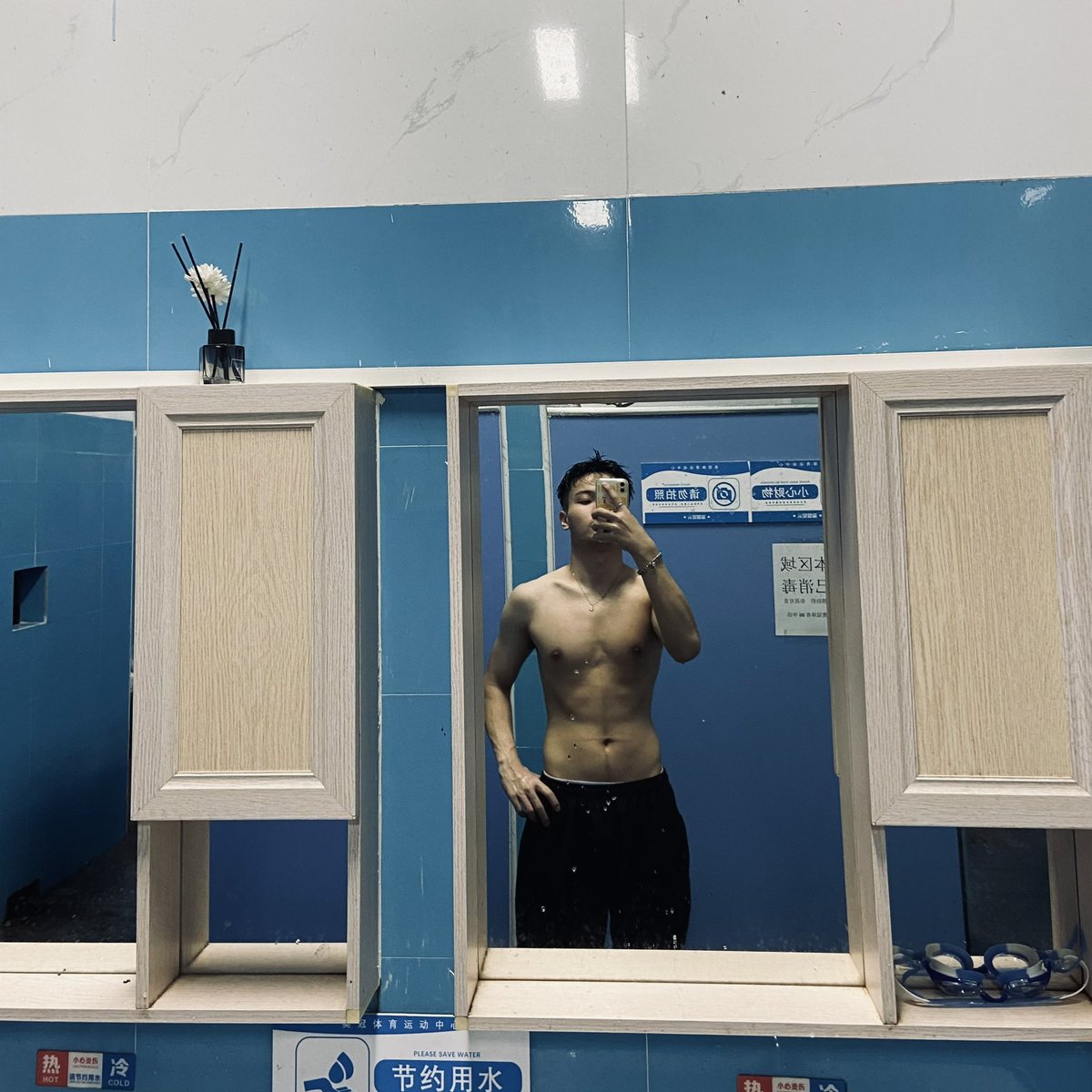cool78829968's tweet photo. #深圳 🏊 https://t.co/aqRAzFKyzA