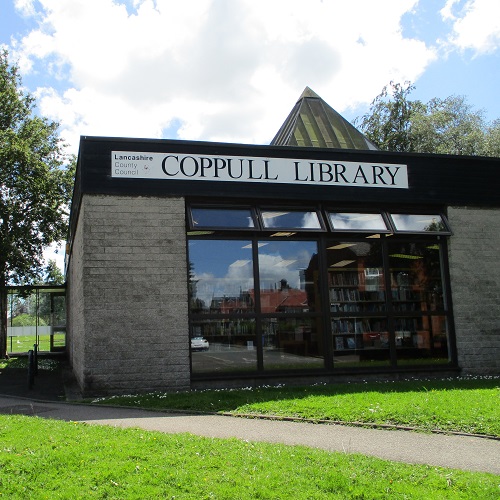 LancsLibraries's tweet photo. Join our team at #CoppullLibrary
You will:
โ๏ธ have a love for reading
โ๏ธ have excellent communication and digital skills
โ๏ธ be able to deliver a customer focused service #LancsCCJobs #jobs #LibraryJobs
https://t.co/Vkl0oaB8p9 #Chorley https://t.co/WyUDW0BTpw