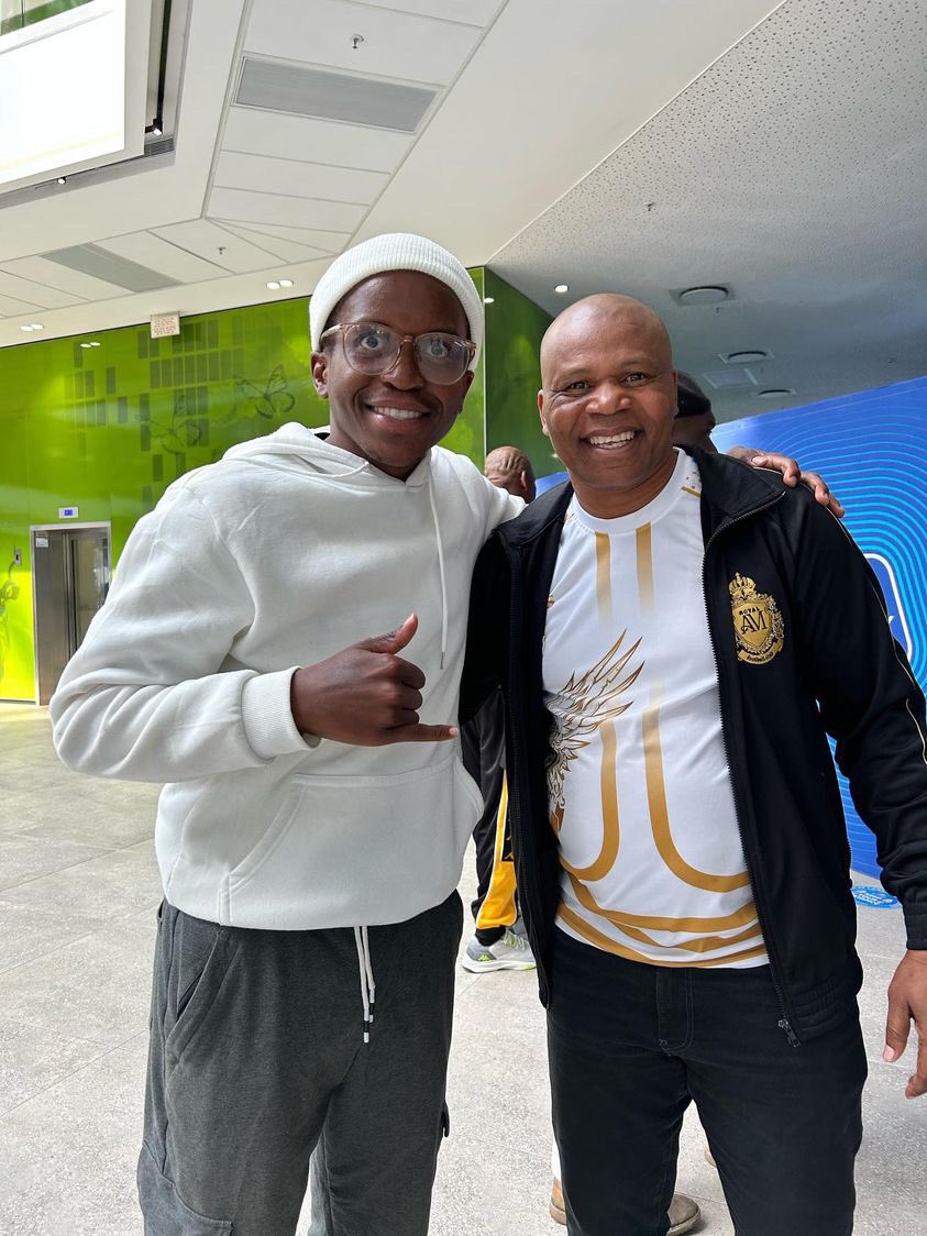 Had a small chat with Coach John Maduka of Royal AM and he promised he’ll win his first two games against AmaZulu and Orlando Pirates!
