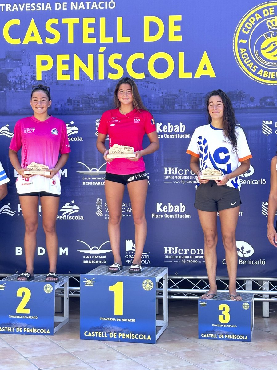 bondia's tweet photo. Alexandra Mejía, primera a la Copa d'Espanya d'aigües obertes a Peñiscola @FANAndorra #natació #Andorra https://t.co/vOsrpndKiy https://t.co/TMQpPd04NF