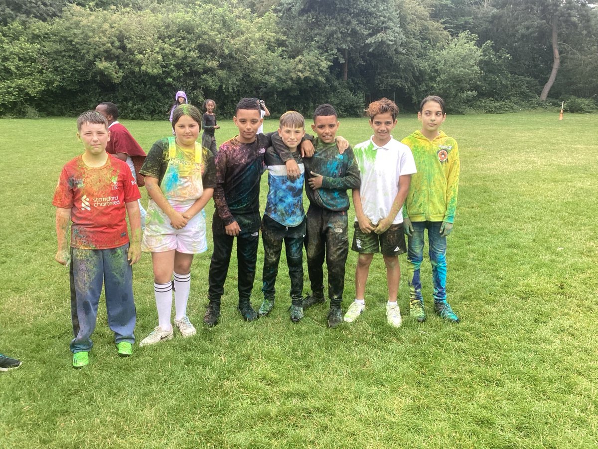 KitwellSchool's tweet photo. Thanks for everyone who attended the colour run! Even the rain didn't stop the fun! https://t.co/h1wDvS2txj
