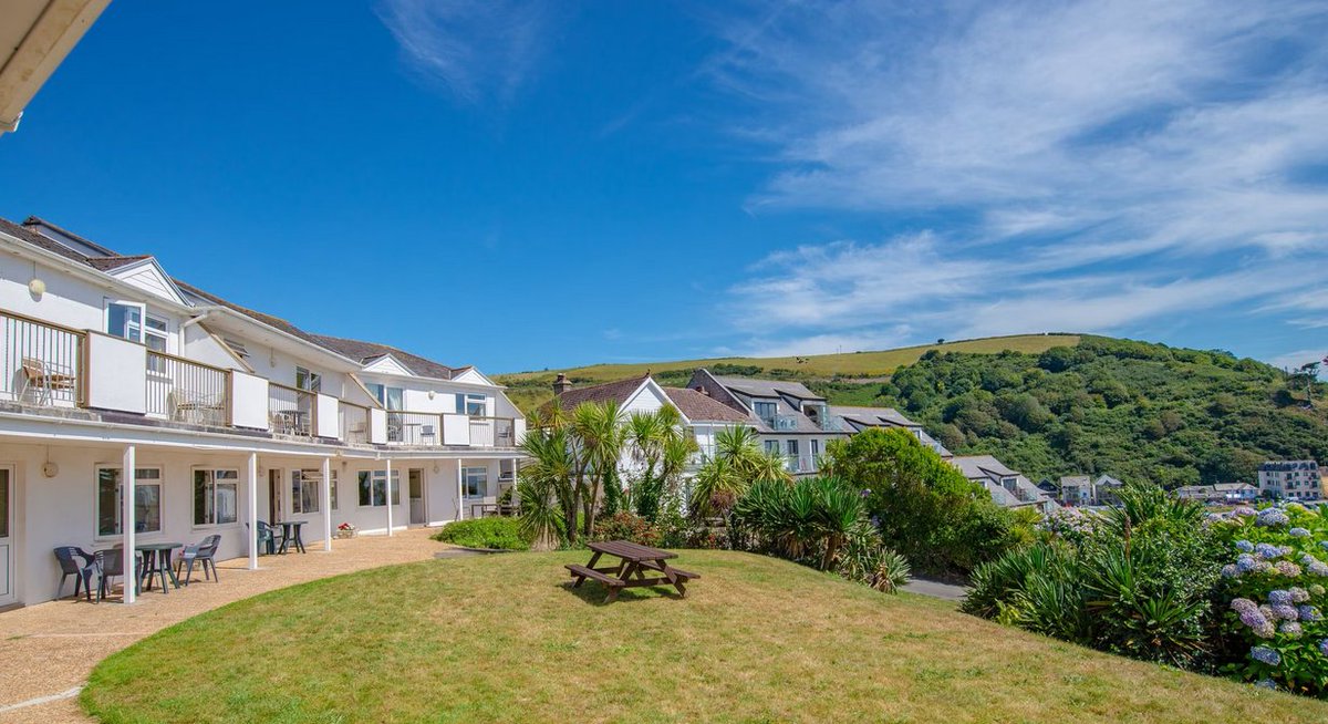 WeAcceptPets's tweet image. Experience a coastal paradise at Mount Brioni Apartments in Seaton!

🐶 Welcomes dogs 🐾 
weacceptpets.co.uk/Cornwall/8217 

#MountBrioniApartments #Seaton #CornishEscape #SeasideRetreat #DogFriendly #Seaviews #BeachWalks #SWCoastalPath